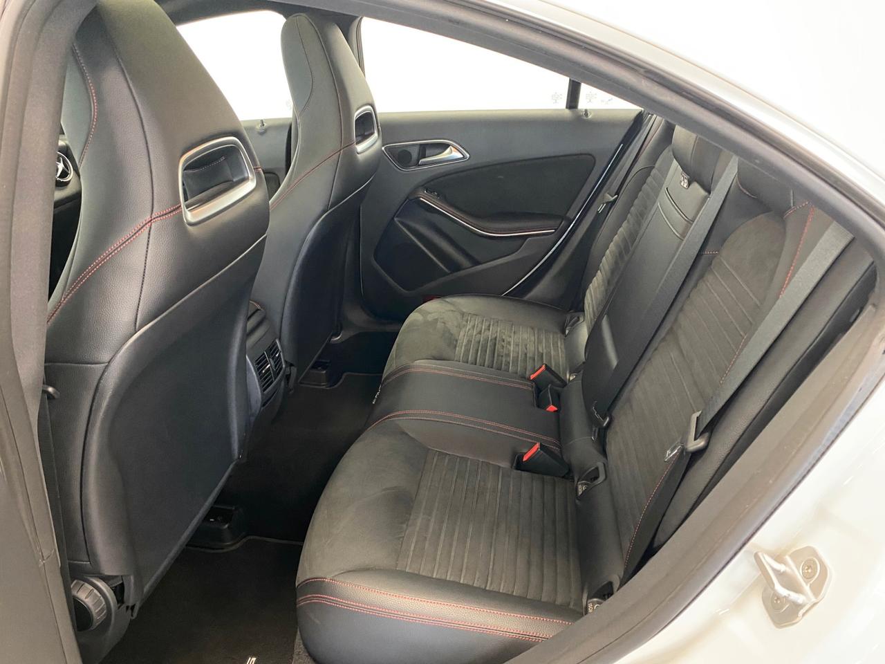 Mercedes-benz CLA 200 CLA 200 CDI Automatic Premium AMG TETTO