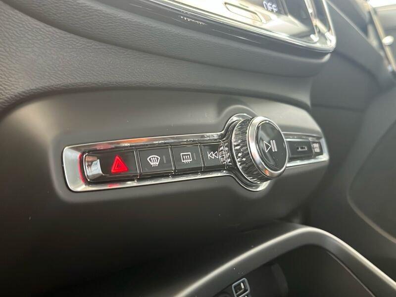 Volvo XC40 Recharge T5 Plug-in Hybrid Recharge Inscription