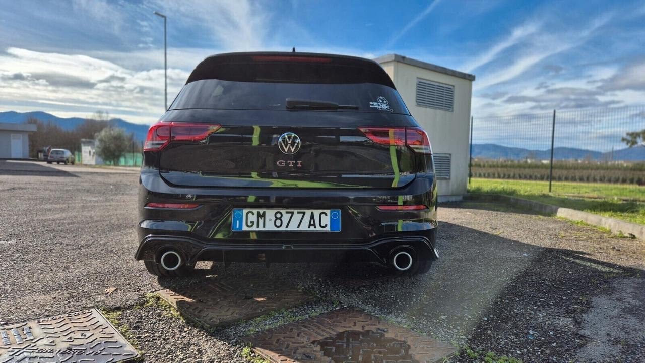 Volkswagen Golf GTI8 2.0 TSI