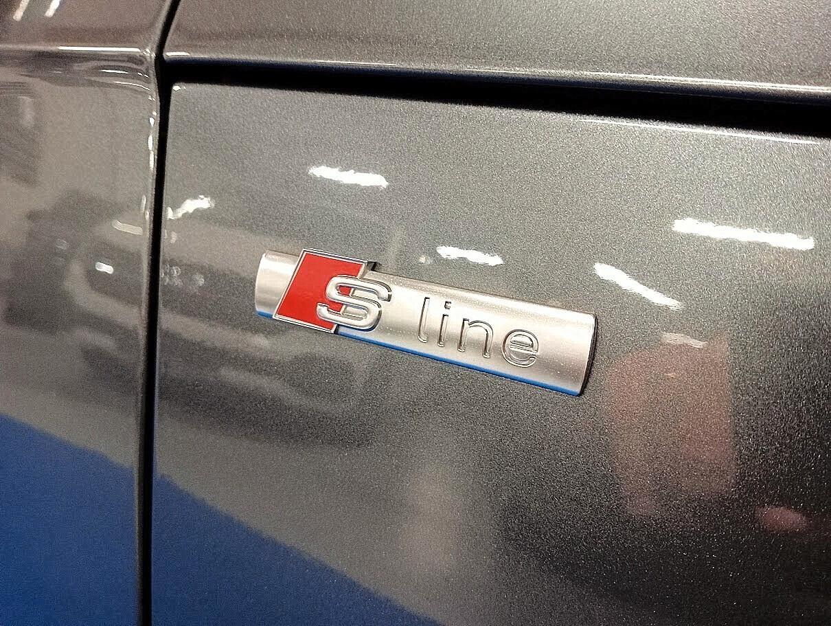 Audi TT ROADSTER 1.8 TFSI SLINE 19" MATRIX CABRIO S-LINE