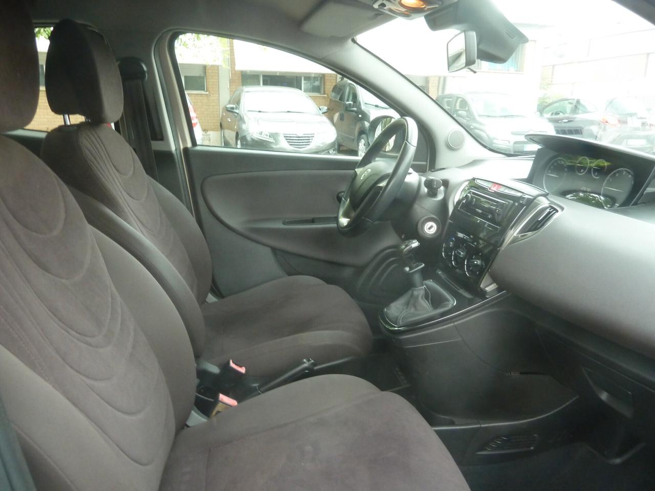 Lancia Ypsilon 1.2 69 CV 5p. GPL OK Neopatentati