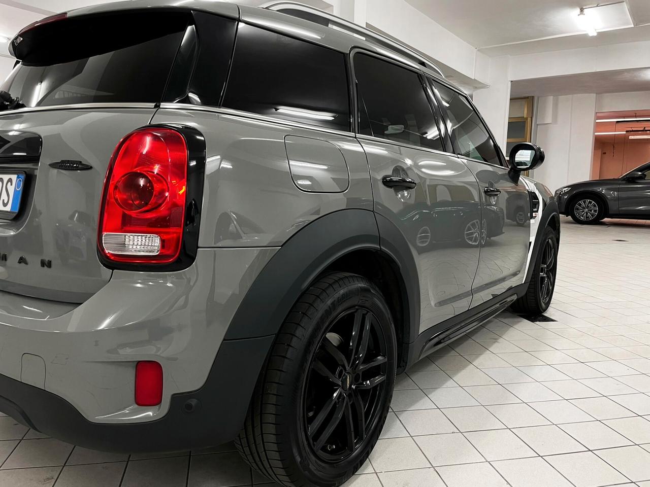 Mini One Countryman 1.5 AUT. NAVI CERCHI BLACK SENSORI NEOPATENTATI