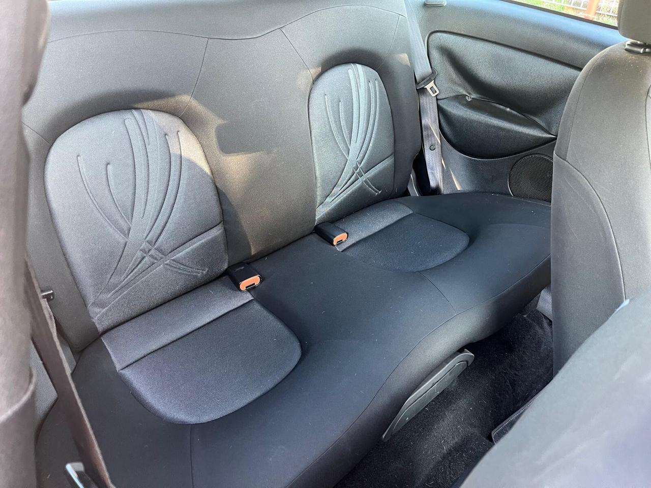 Lancia Ypsilon 1.3 MJT 75 CV Platinum