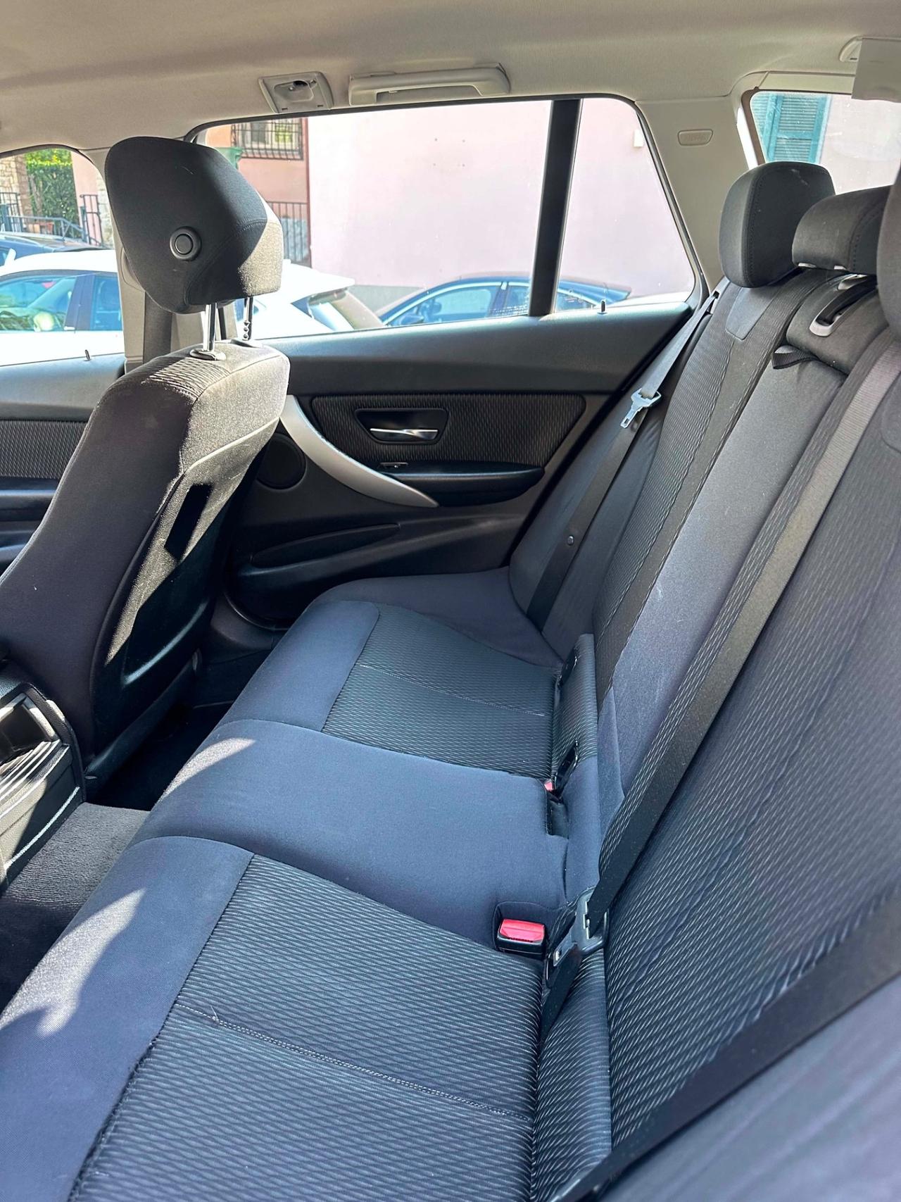 Bmw 318d TOURING KMCERT UNICOPR