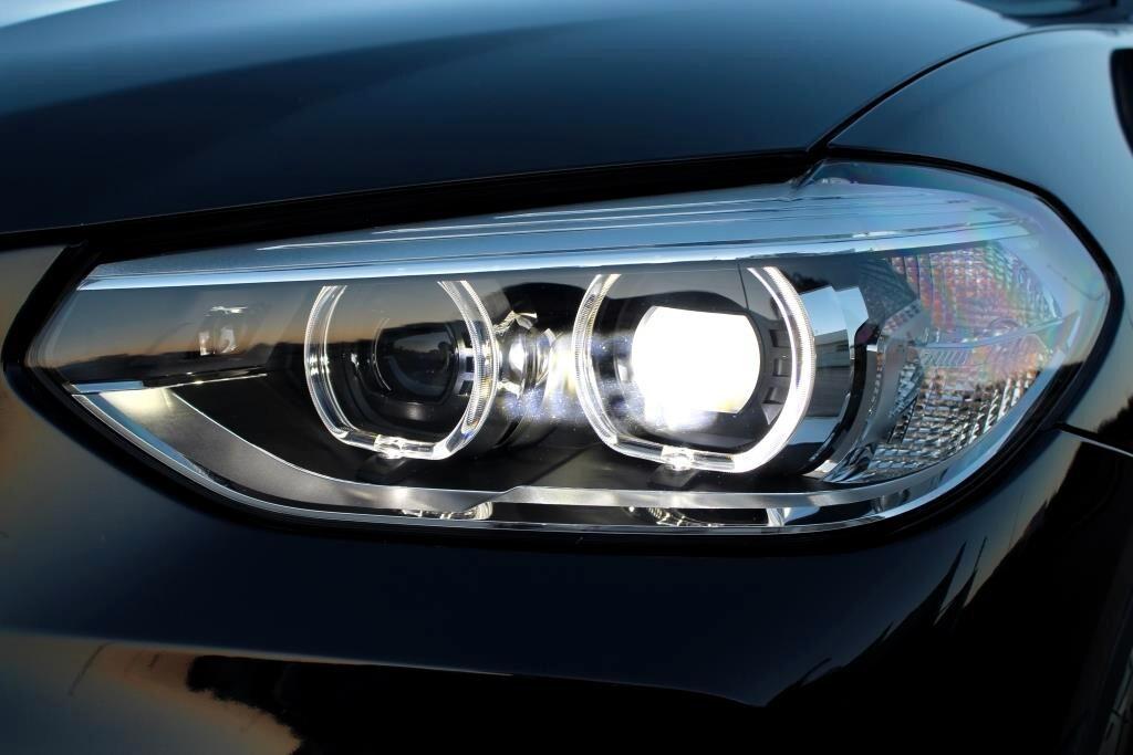 BMW X3 sDrive 18d Aut. *LED *Carplay