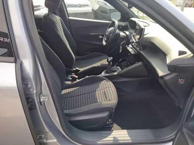 Peugeot 2008 1.2 PureTech 100cv ACTIVE+NAVIGATION PACK KM ZERO