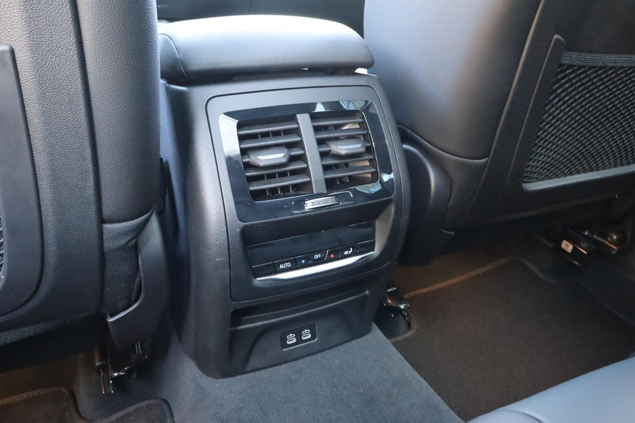 Bmw X3 30e M-SPORT XDRIVE PLUG-IN HYBRID PANORAMA DIGITAL COCKPIT LED CAMERA