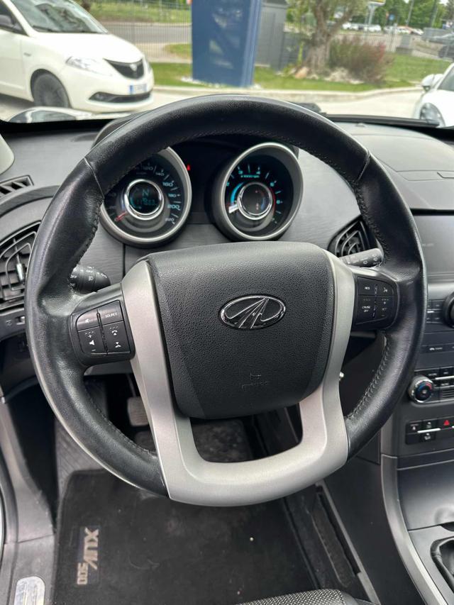 MAHINDRA XUV500 2.2 16V AWD W8 4x4