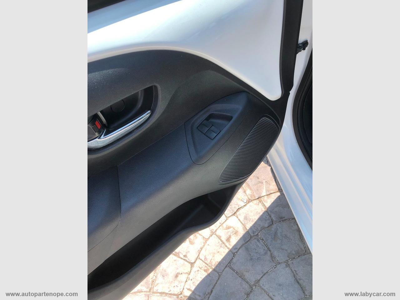 TOYOTA Aygo Connect 1.0 VVT-i 72 CV 5p. x-play