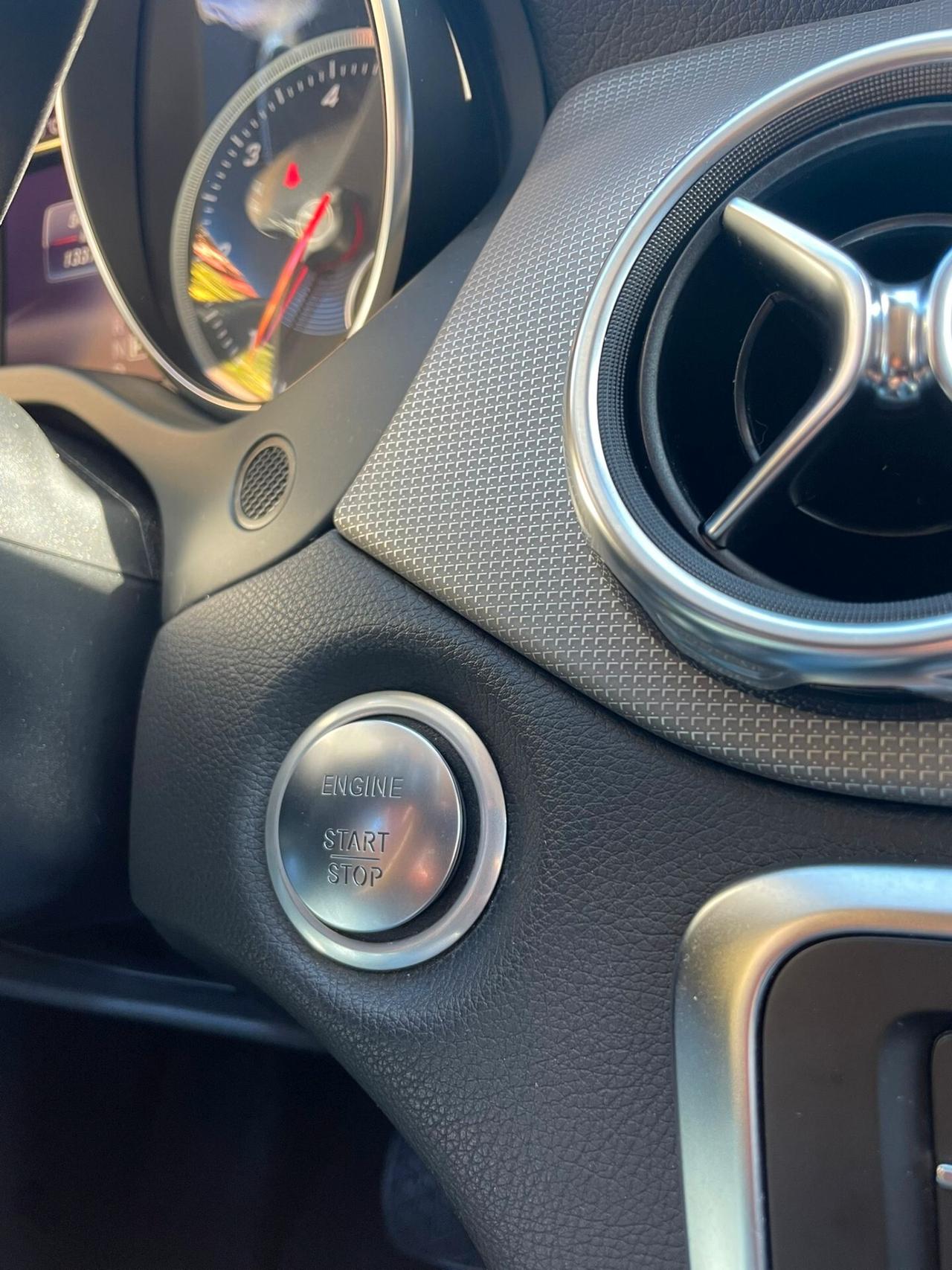 Mercedes-benz GLA 200 d Automatic Premium