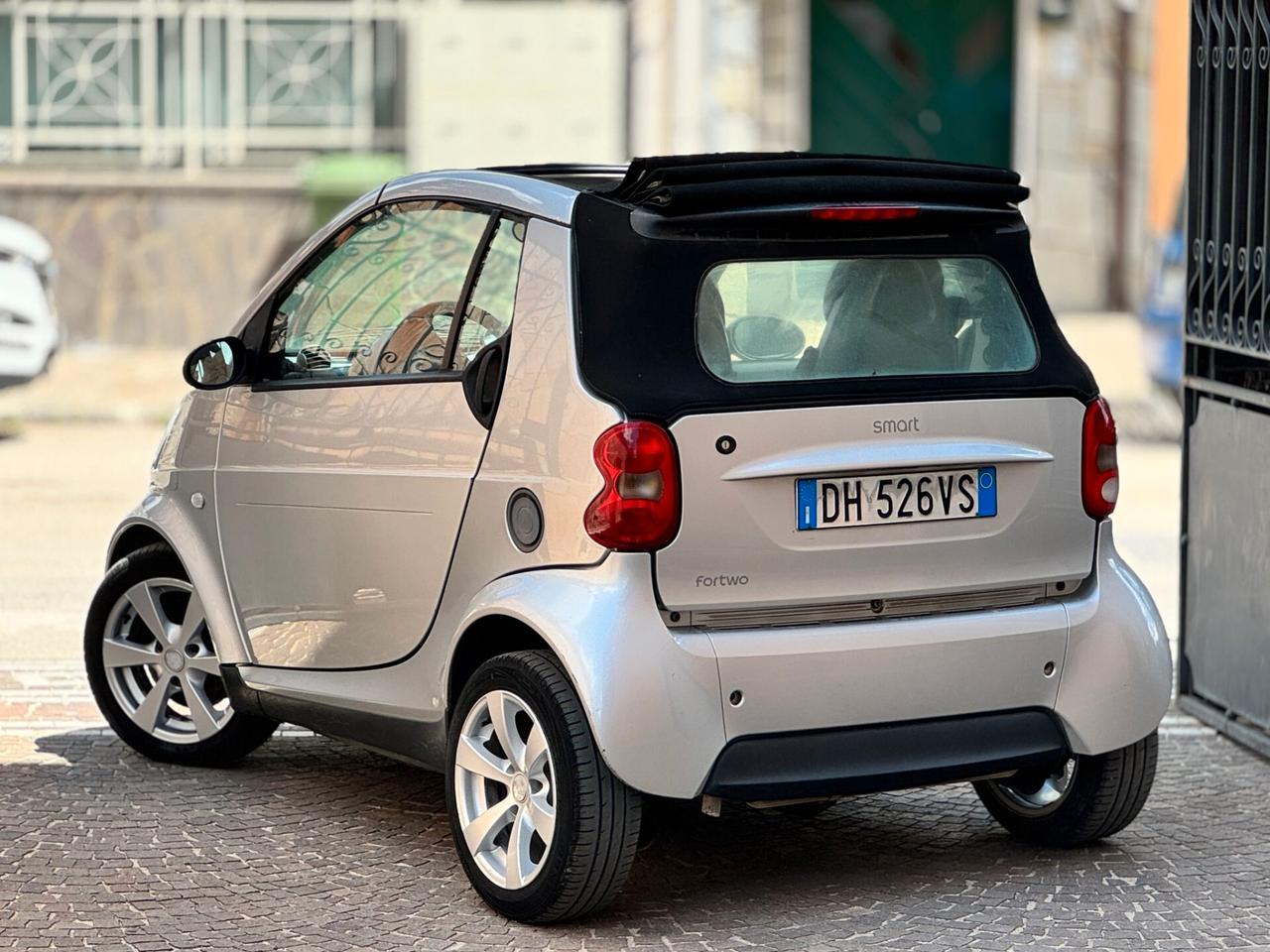Smart ForTwo 700 cabrio grandstyle (45 kW)