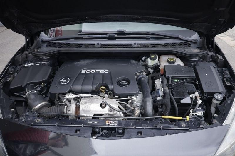 Opel Astra Opel Astra 1.6 CDTI EcoFLEX S&S Sports Tourer Cosmo 81KW ANNO 2015