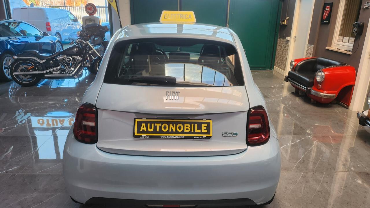 Fiat 500 500e 3+1 42 kWh