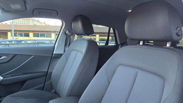 AUDI Q2 35 TFSI S-LINE S-TRONIC LED NAVI R-CAMERA UFF AUDI