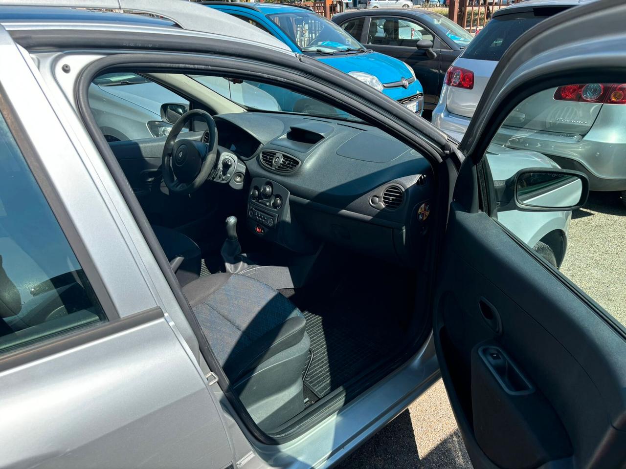 RENAULT CLIO SW 1.2 BENZ/MET (A76)