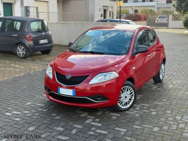 Lancia Ypsilon 1.2 69 CV 5 porte Gold , NEOPATENTATI