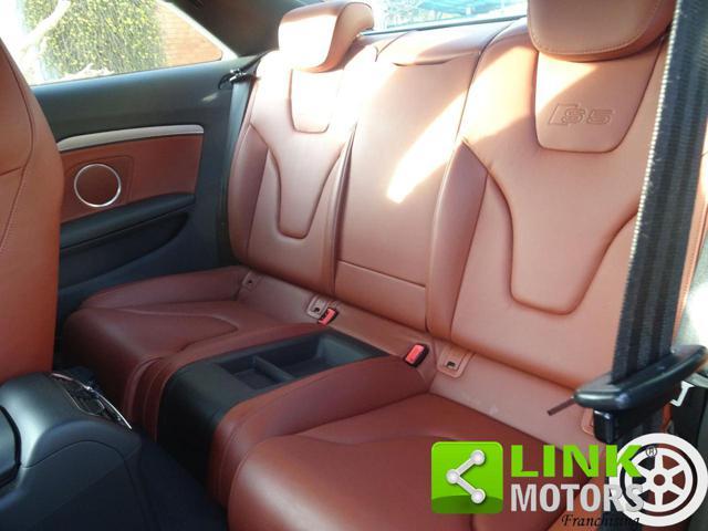 AUDI S5 4.2 V8 quattro