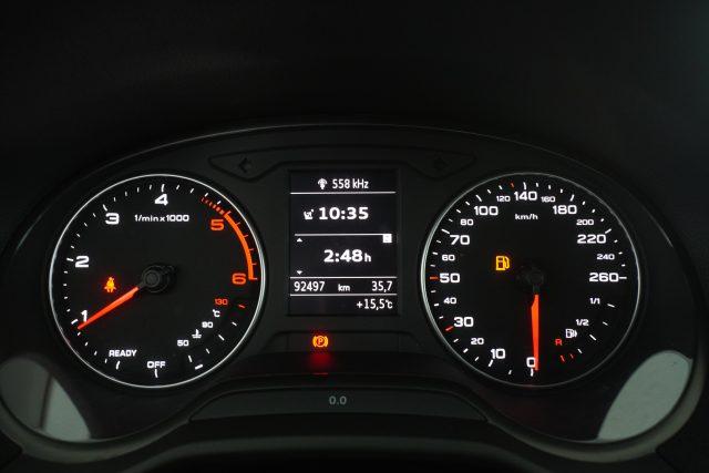 AUDI Q2 Q2 30 TDI Business