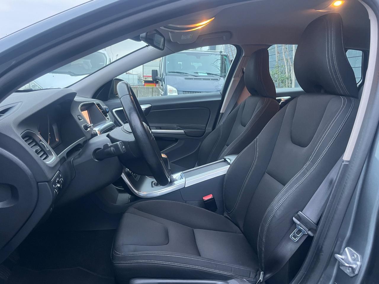 Volvo V60 D2 Kinetic Euro 6