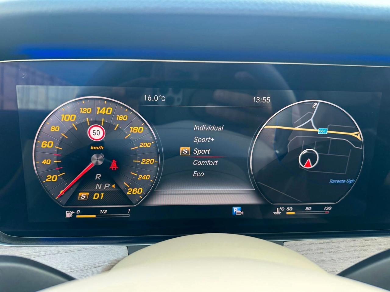 Mercedes-benz E 220 d 4Matic Auto Premium Plus