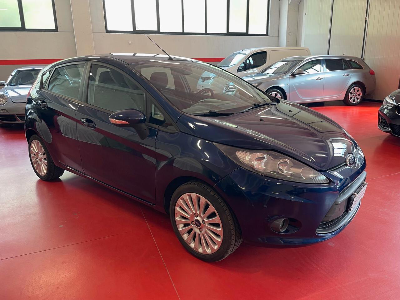 Ford Fiesta 1.2 5p 16V ADATTA NEOPATENTATI