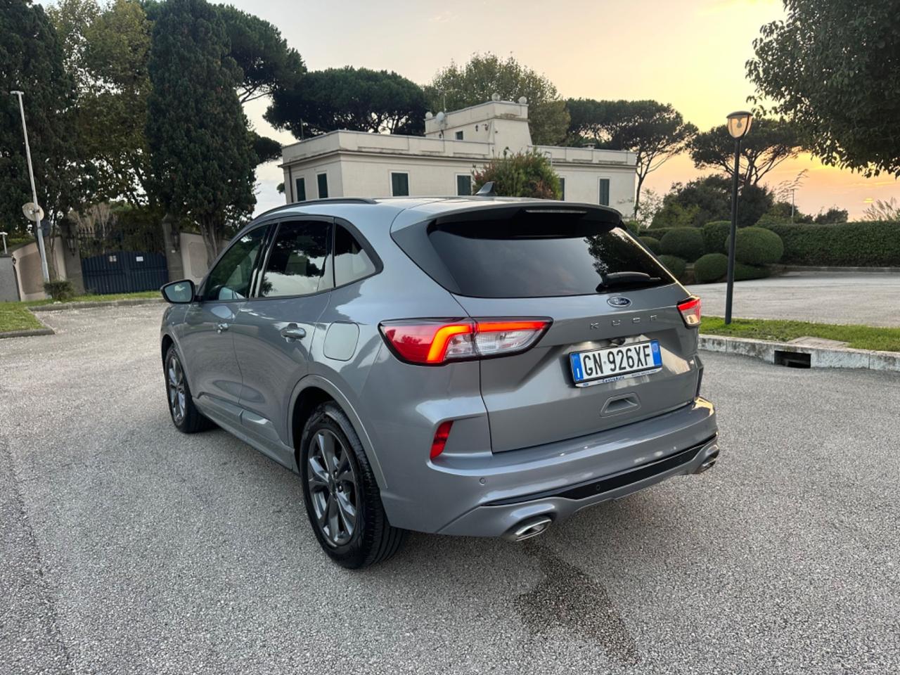 Ford Kuga 1.5 Diesel 150 CV ST-Line Pari al nuovo