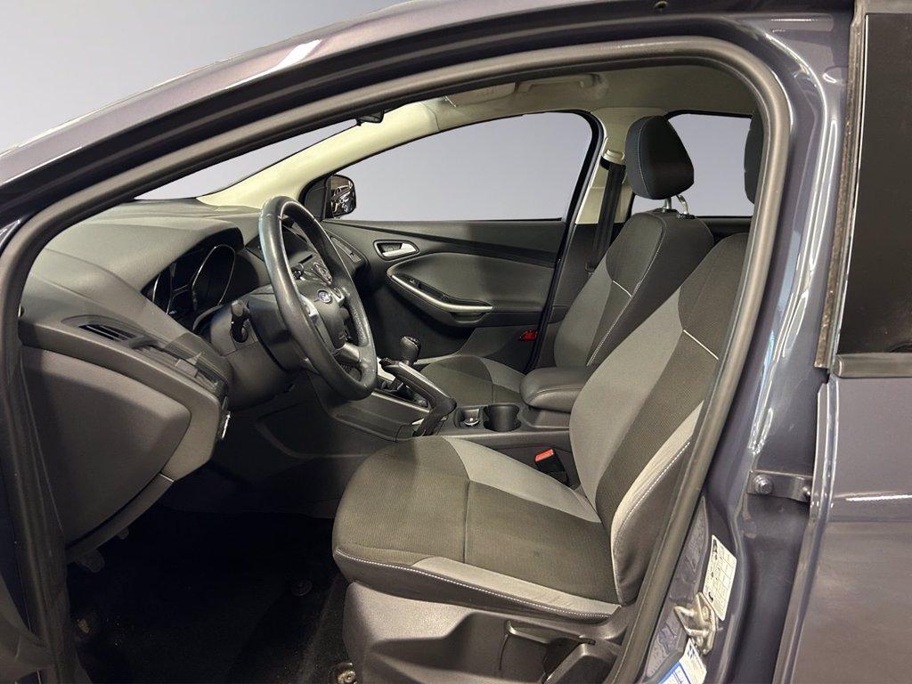 FORD Focus Titanium 5 porte del 2011