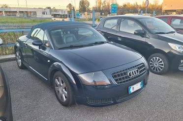Audi TT Roadster 1.8 T Cabrio