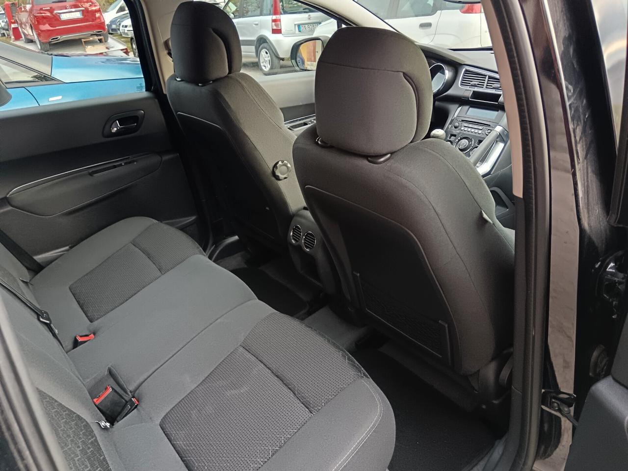 Peugeot 3008 1.6 HDi 115CV BUSINESS - 2014