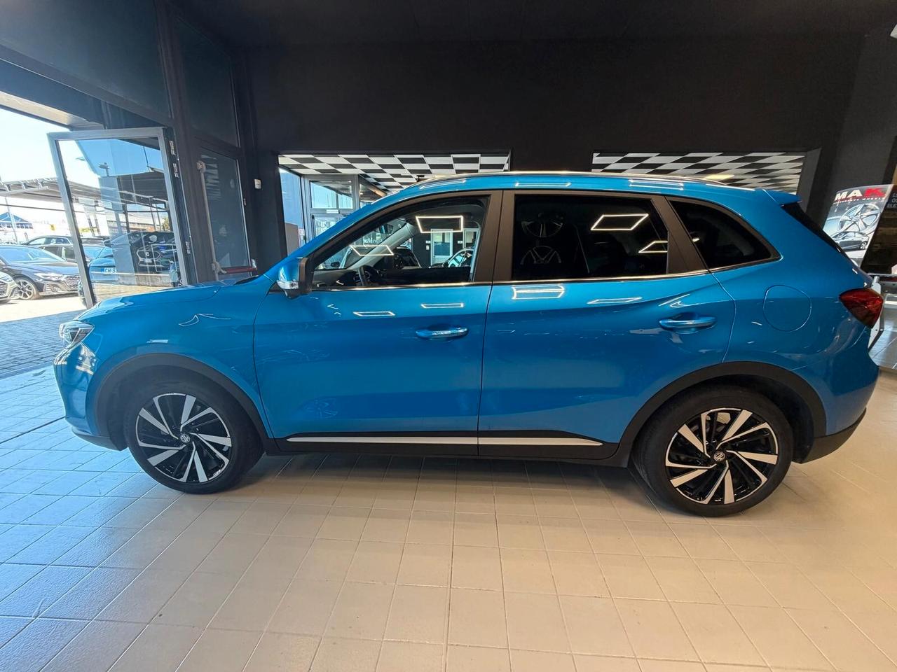 MG ZS (2024-->) ZS 1.5 Hybrid+ Luxury