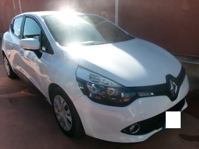 Renault Clio 1.2 75CV 5 porte Costume National