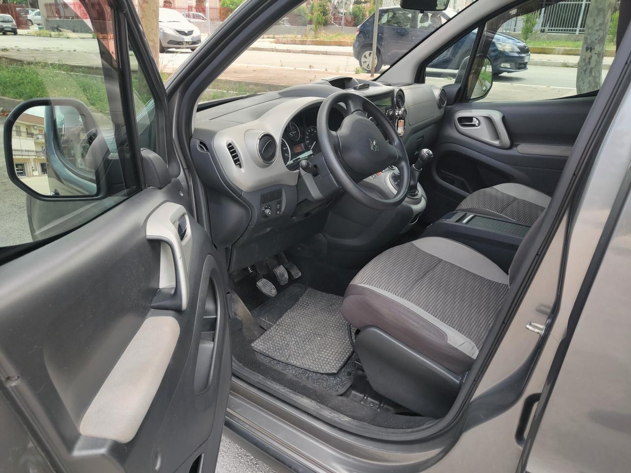 Peugeot Partner Tepee 1.6 HDi 115CV Outdoor