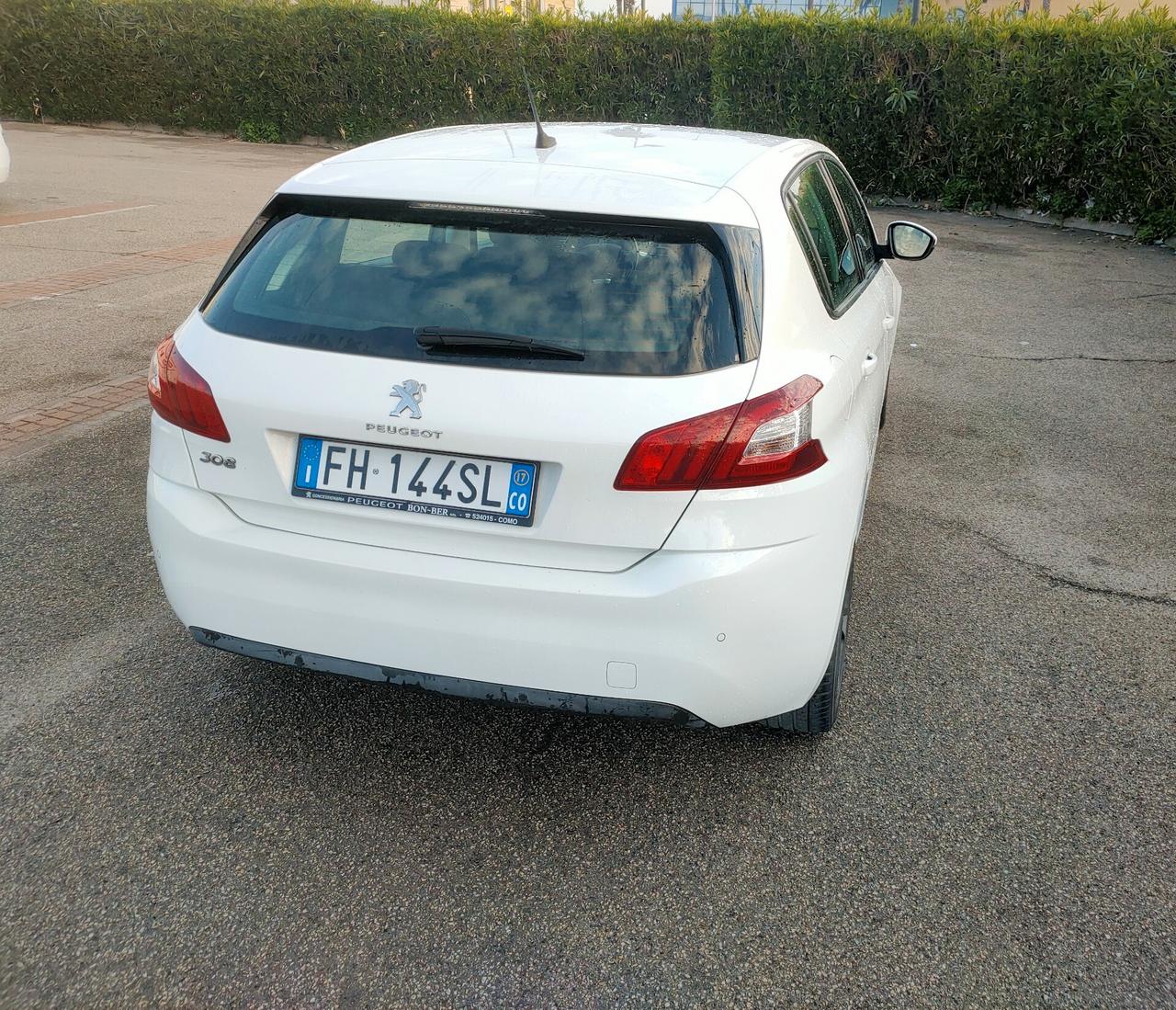 Peugeot 308 BlueHDi 120 S&S Allure