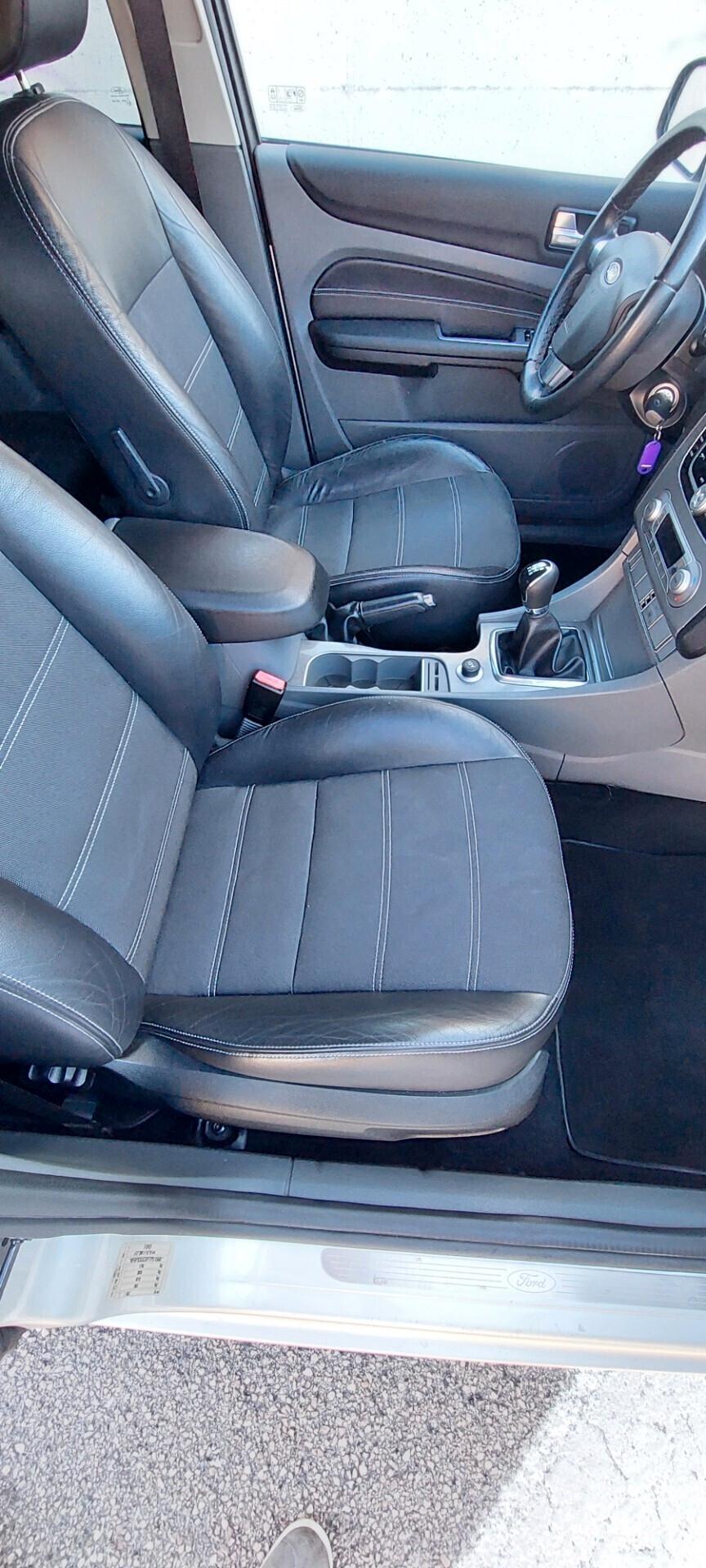 FOCUS 1,6 DIESEL 110 CV TITANIUM TELEFONO LEGA POCHI KM PELLE IMPECCABILE FULL FULL