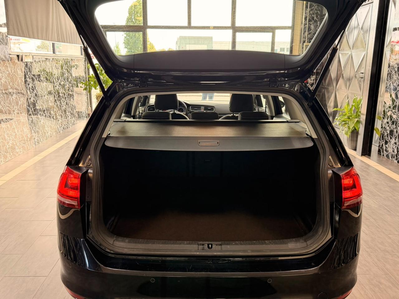 Volkswagen Golf Variant 1.4 TGI Highline BlueMotion