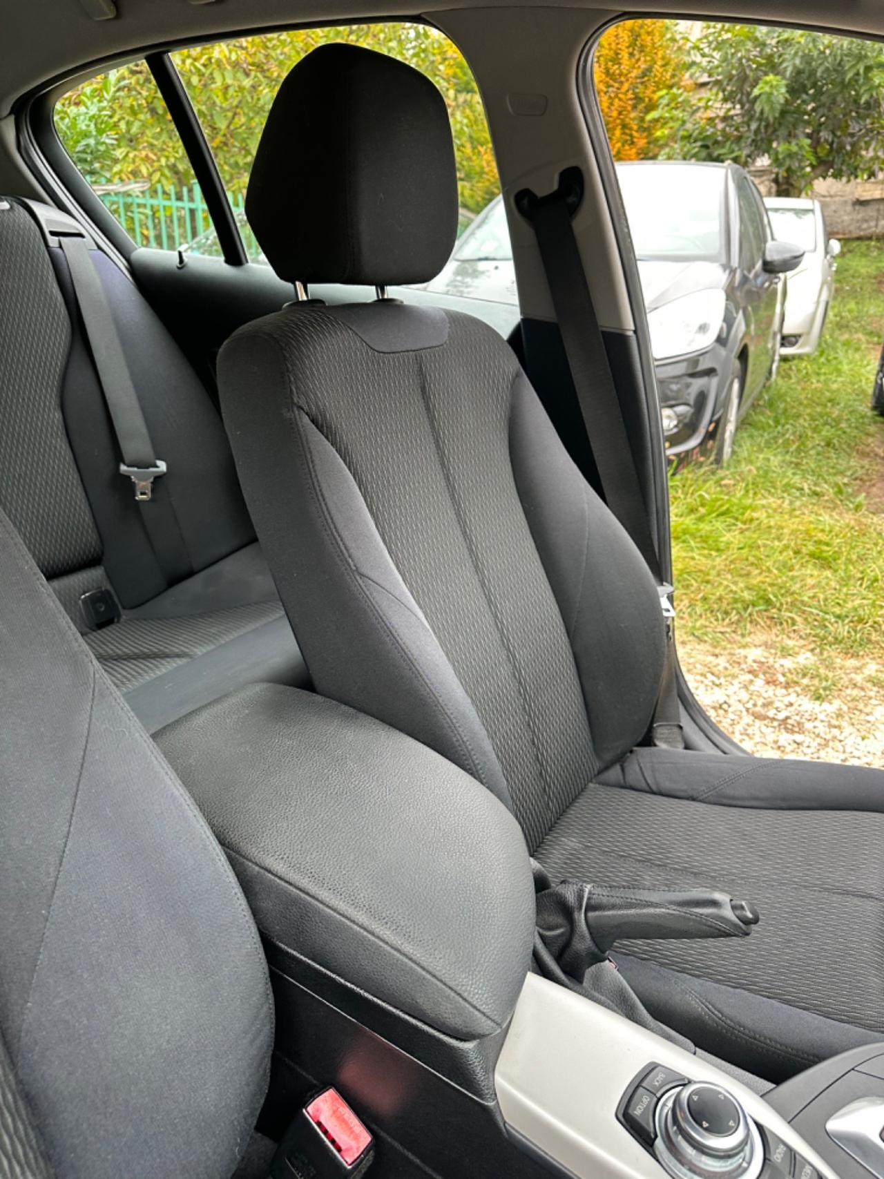 Bmw 116d 5P URBAN KMCERT AUTOMAT KMCERT GARANZKA