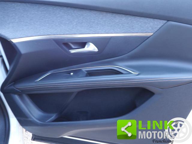 PEUGEOT 3008 BlueHDi 120 S&S Allure FINANZIABILE