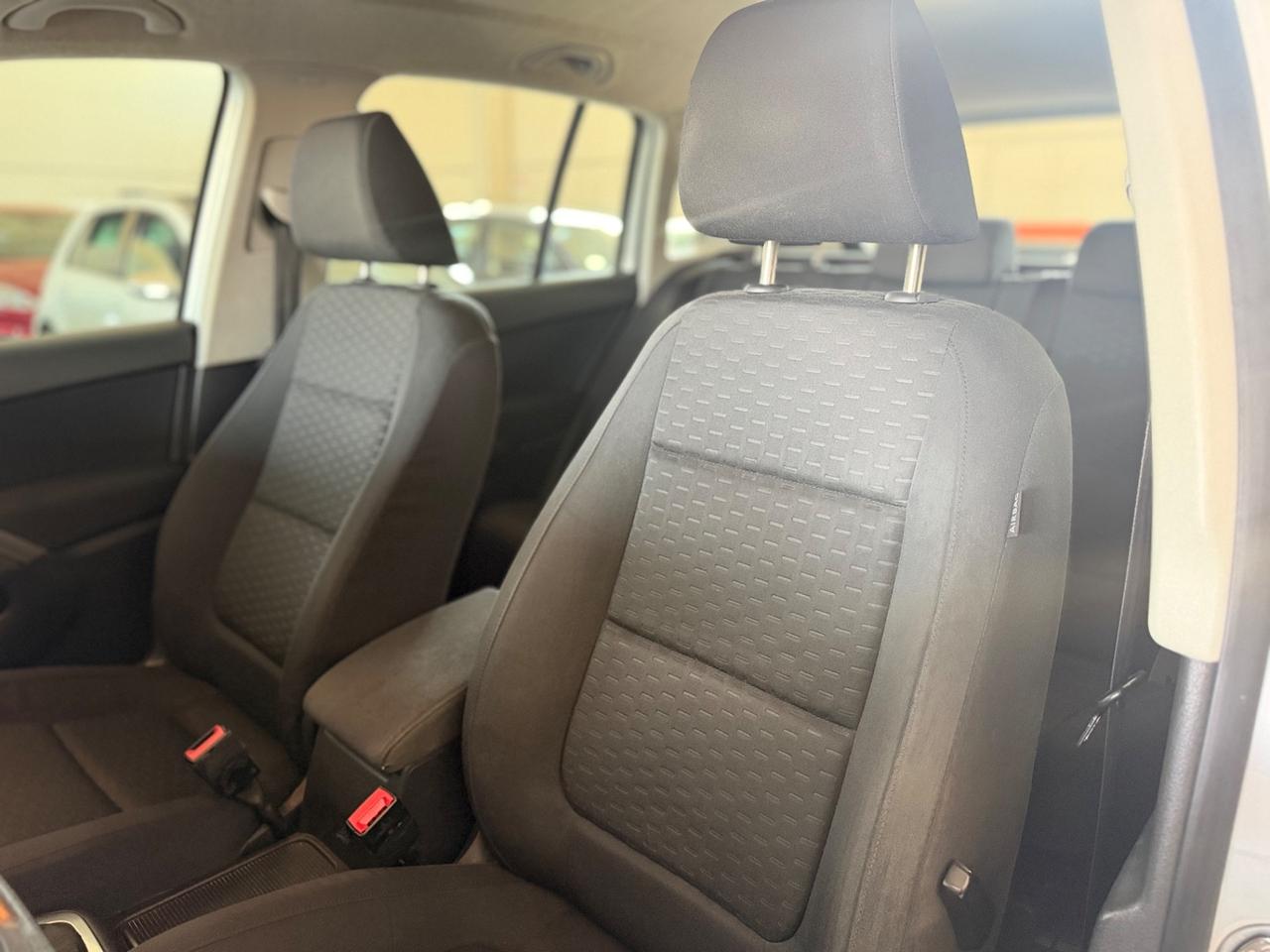 Volkswagen Tiguan 2.0 16V TDI DPF Track & Field (28°)