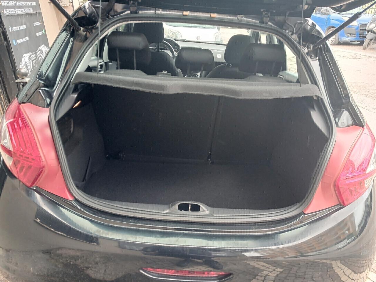 Peugeot 208 1.0 VTi 68 CV 5 porte Access