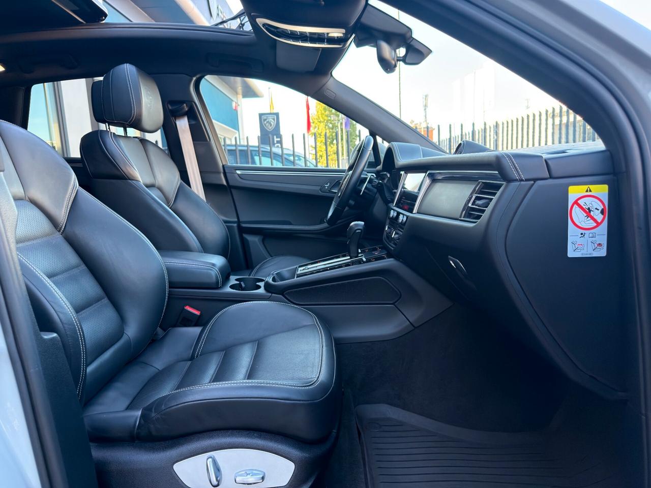 Porsche Macan 2.0 T TETTO APRIBILE