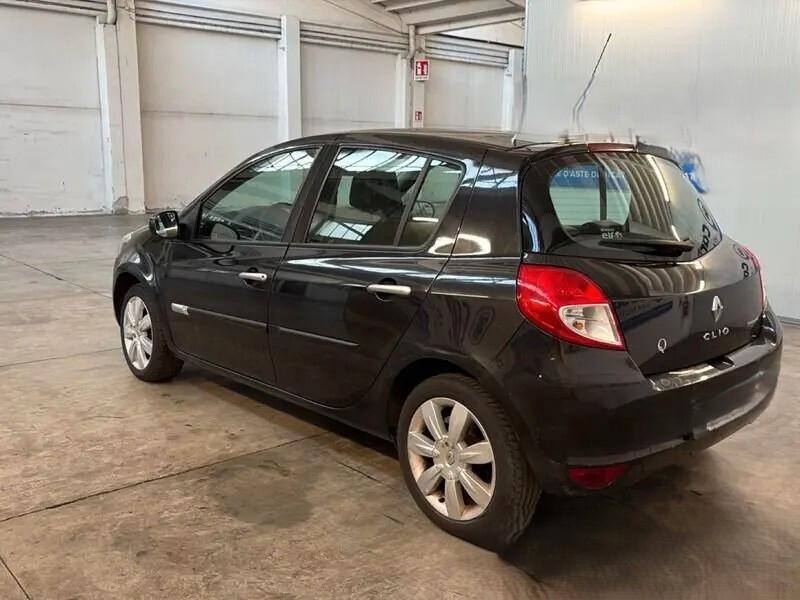 Renault Clio 1.2 16V 5 porte Luxe