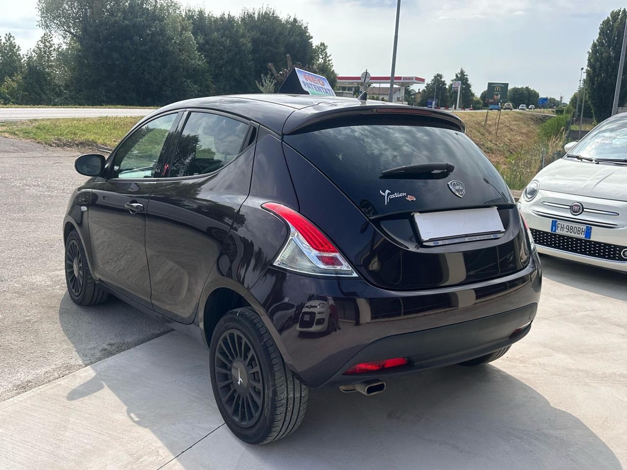 Lancia Ypsilon 1.3 MJT 16V 95 CV 5 porte S&S Elefantino