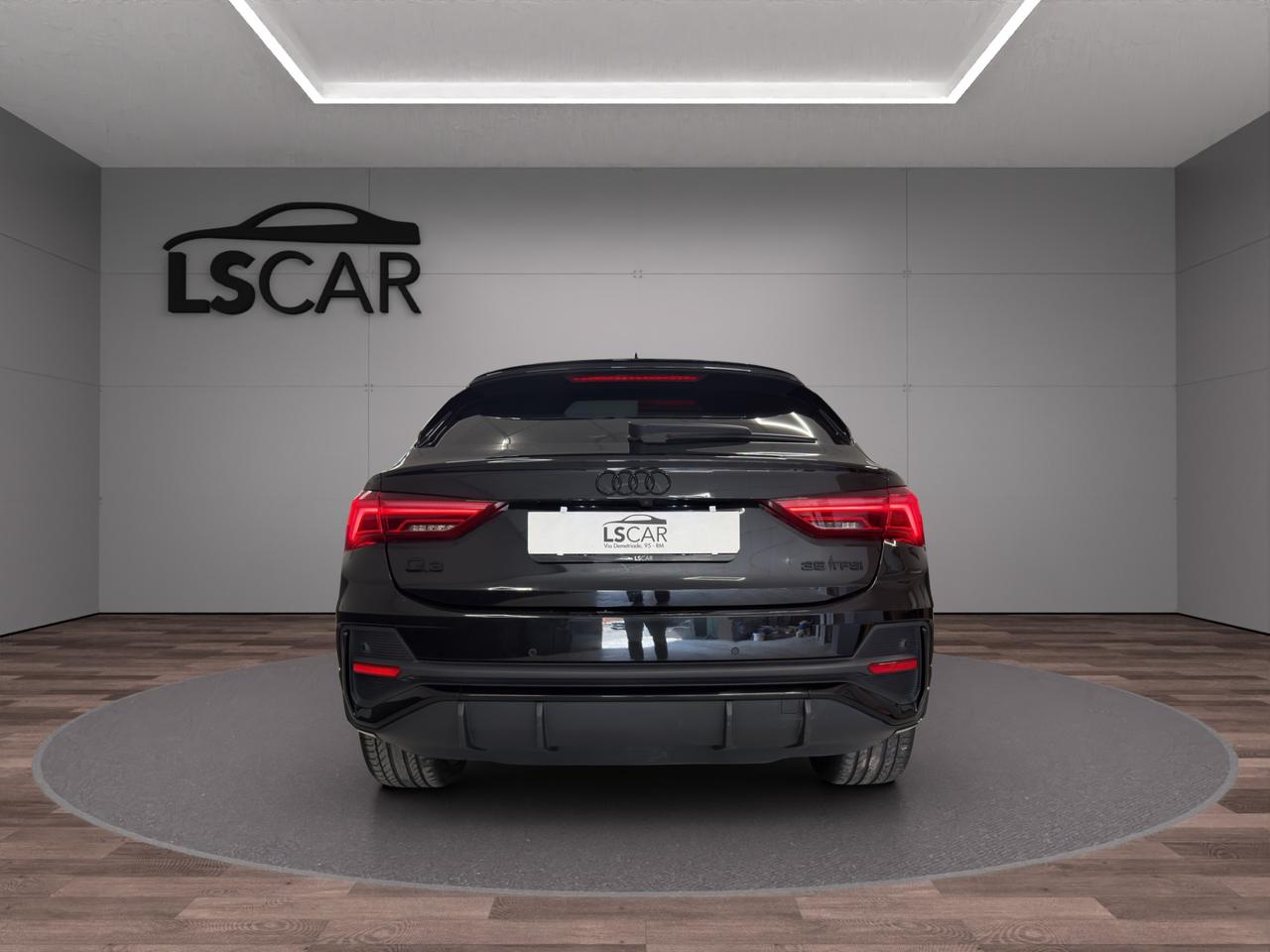 Audi Q3 Sportback S-Line Sportback 35 1.5 tfsi S line - Audi Black Line- Promo Finanziamento - Unipro