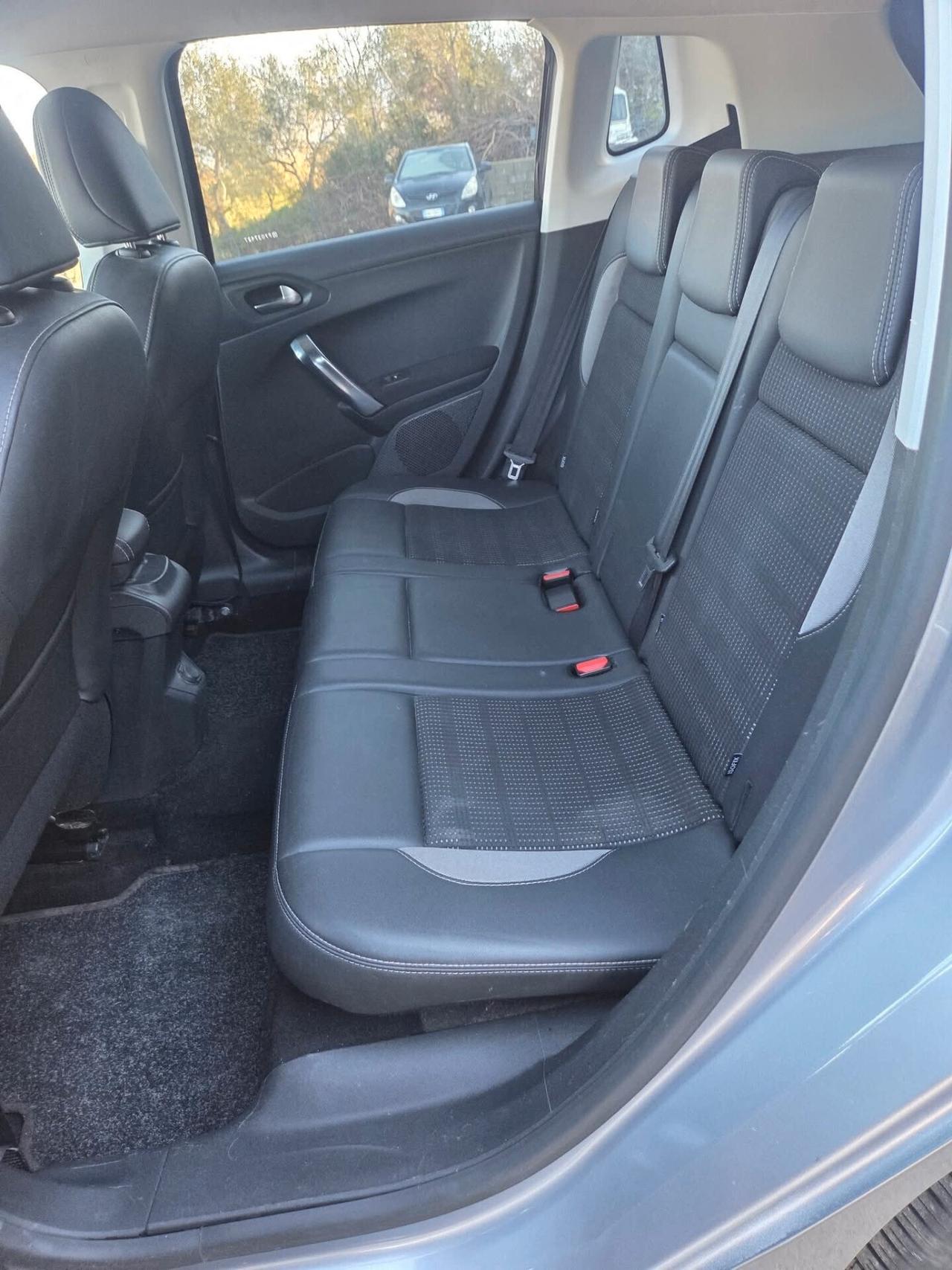 Peugeot 2008 1.6 90cv Diesel