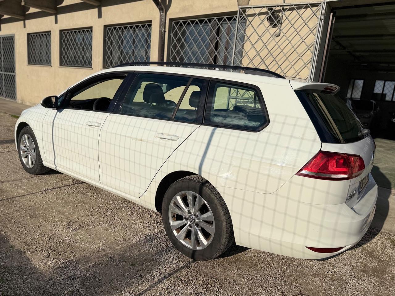 Volkswagen Golf Variant 1.6 TDI 105 CV DSG Highline BlueMotion Tech.