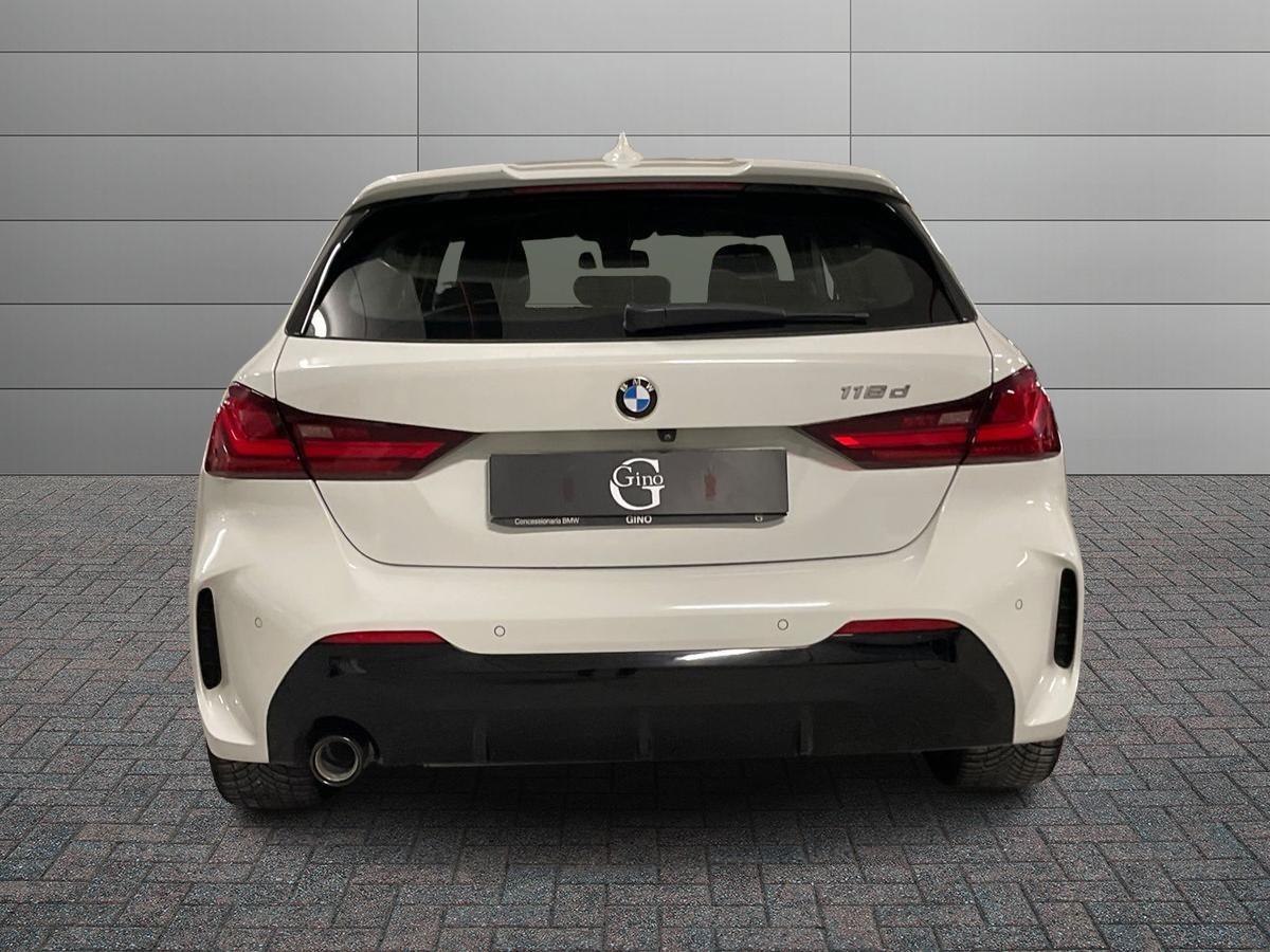 BMW Serie 1 F40 - 116d Msport auto