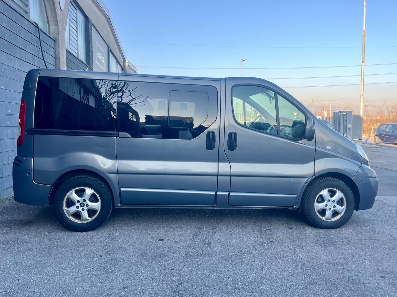 Opel Vivaro 2.0 CDTI Combi 8 POSTI