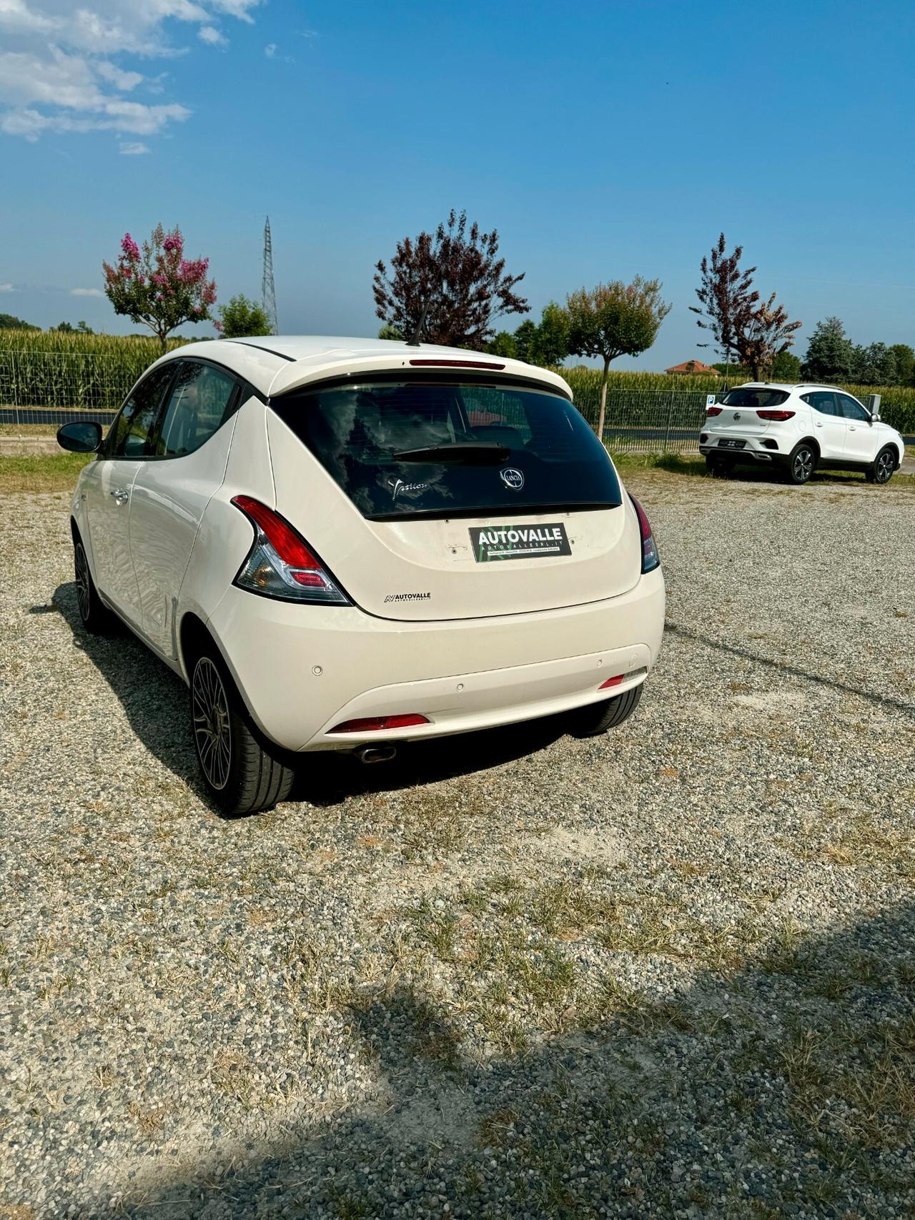 Lancia Ypsilon 1.2 69 CV 5 porte S&S Gold