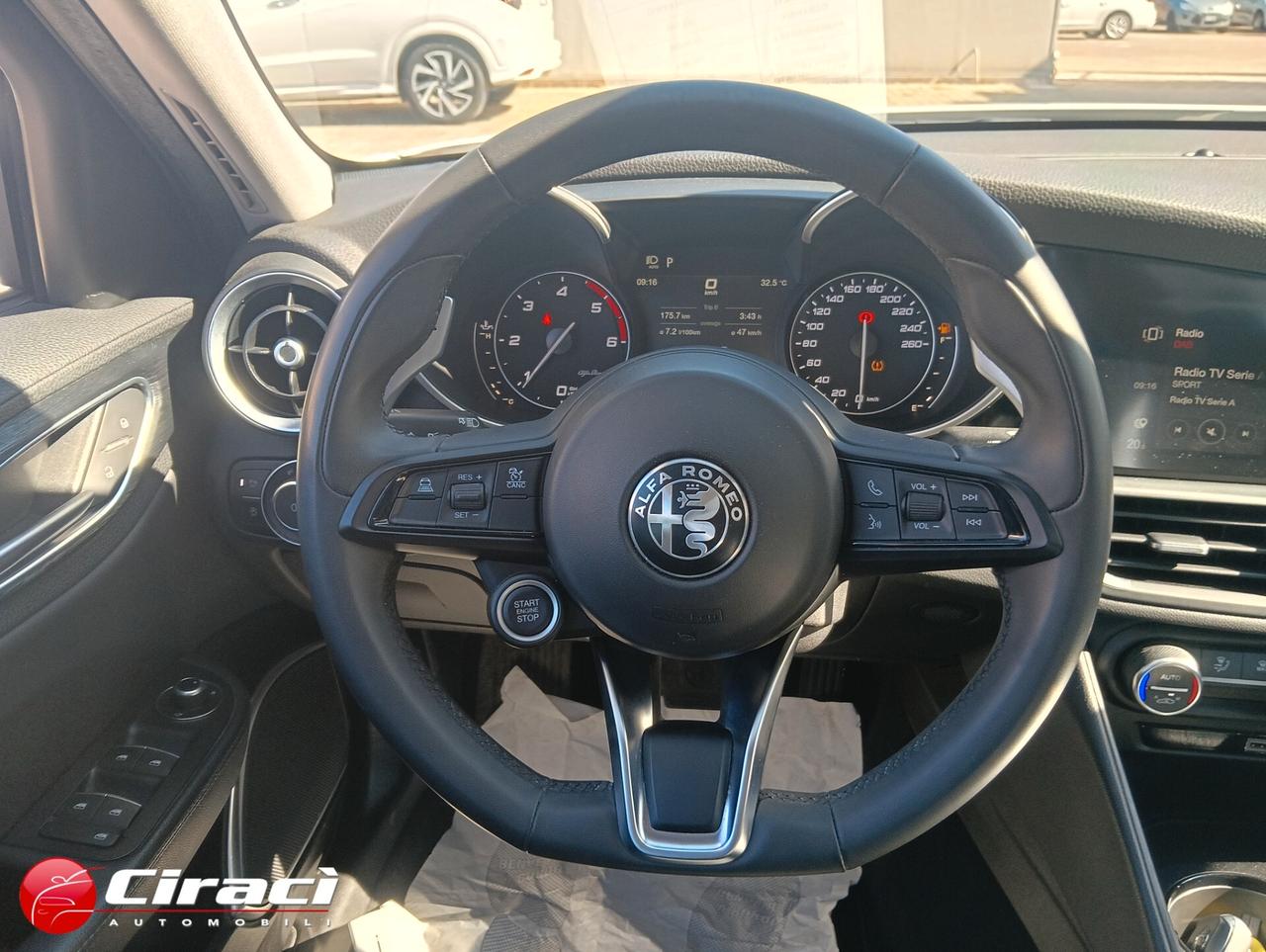 Alfa Romeo Giulia 2.2 Td 160 CV AT8 Business