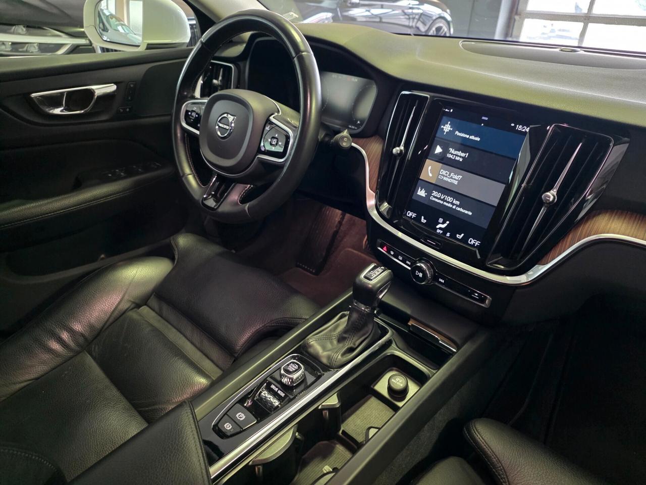 Volvo V60 D4 Geartronic gancio traino, uniproprietario, €6D